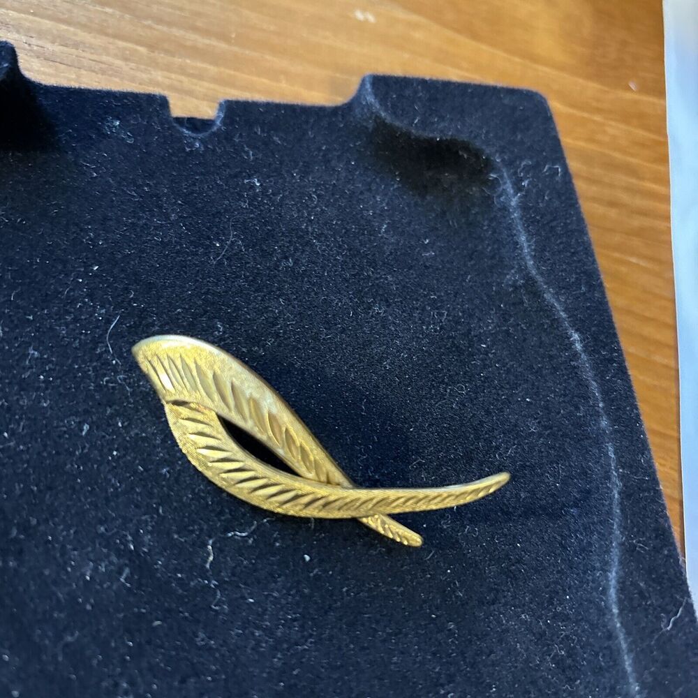 VINTAGE ABSTRACT MODERNIST GOLD FILLED  BROOCH